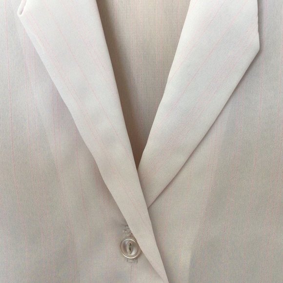 Bel Canto - Sheer violet short sleeve blouse - Picture 3 of 9